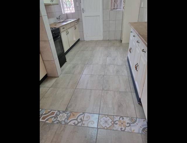 2 BEDROOM TOWNHOUSE FOR SALE IN GHOLFSIG